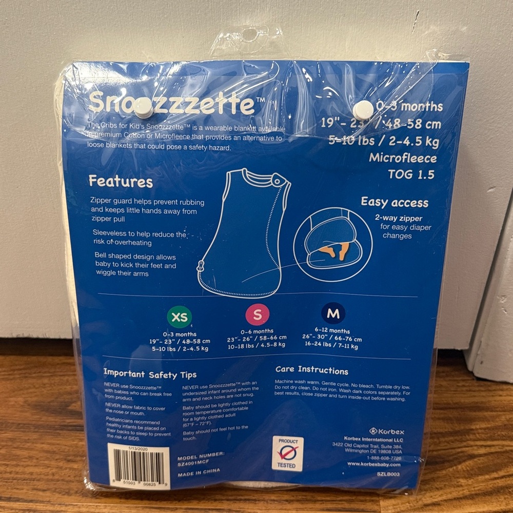Snoozzzette Microfleece Swaddle Blanket - Picture 3 of 3